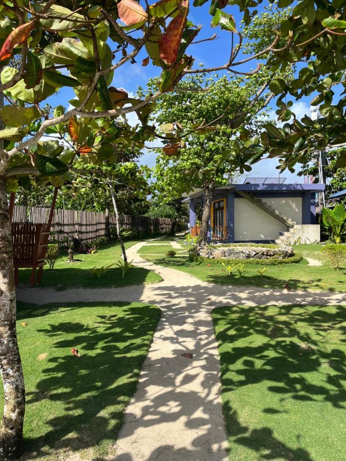 Takbo Beach Resort General Luna  Exterior photo